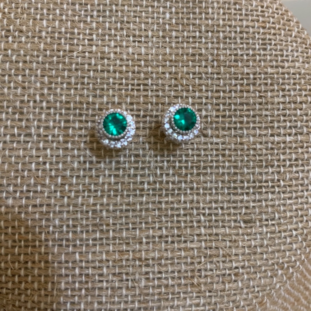 Chloe + Isabel convertible birthstone stud earring